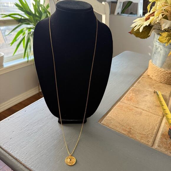 Satya Gold Tone Pendant & Necklace - Picture 3 of 8